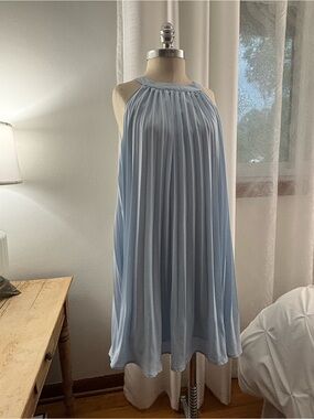 Fashion Light Blue Pleated Halter Dress, XL, EUC